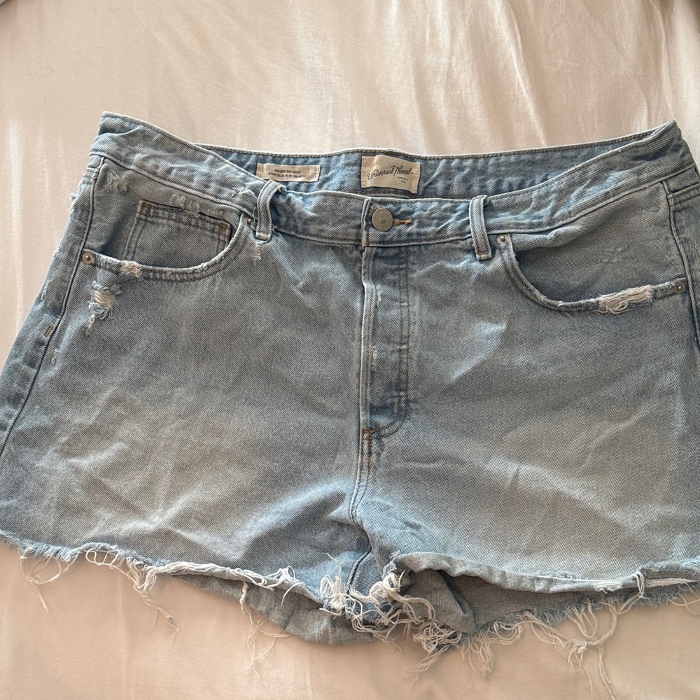 Universal Thread Mid-Rise 90 Baggy Denim Shorts